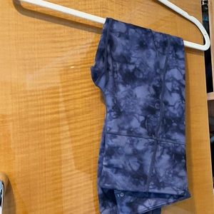 Athleta blue marble SP @23” leggings